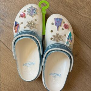 New Disney frozen Crocs size Women 9
